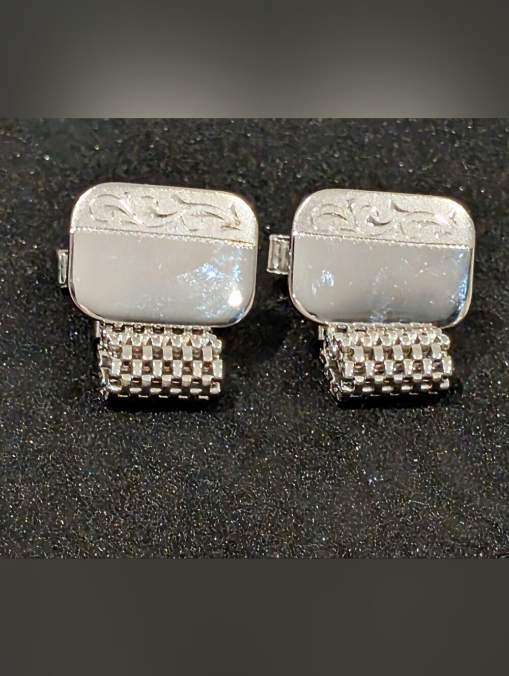 Silver Tone Mesh Wrap Around Rectangular Cufflinks